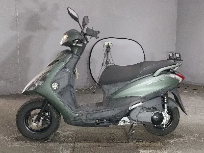 Yamaha AXIS Z