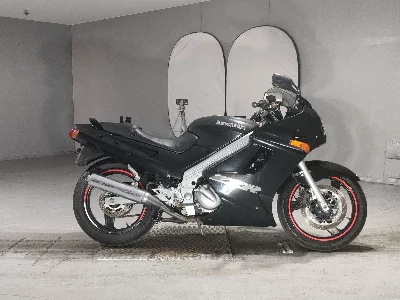 Kawasaki ZZR250