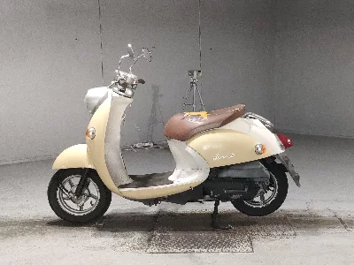 Yamaha VINO