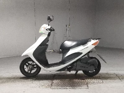 Suzuki ADDRESS V50