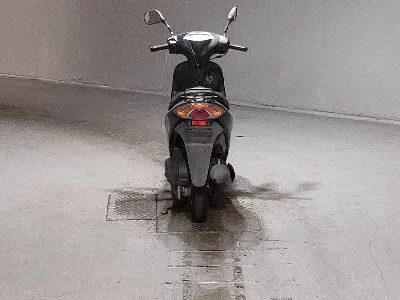 Suzuki ADDRESS V50