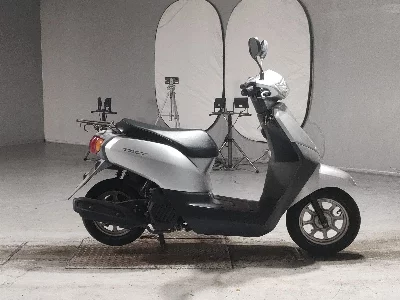 Honda  TACT  BASIC 