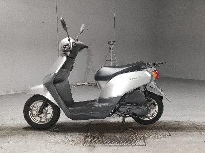 Honda  TACT  BASIC 