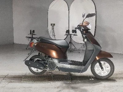 Honda  TACT  BASIC 