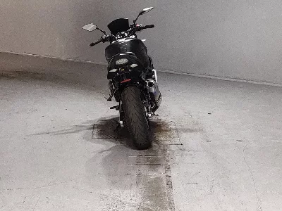 Suzuki GSR750