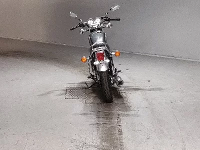 Yamaha SR400-1