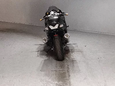 Kawasaki ZZR1400