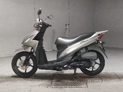Suzuki ADDRESS V110