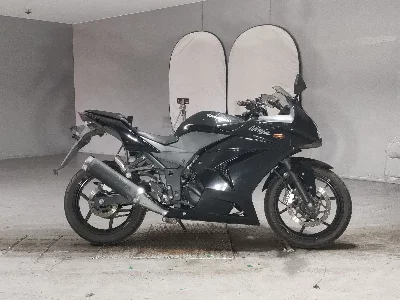 Kawasaki NINJA250R