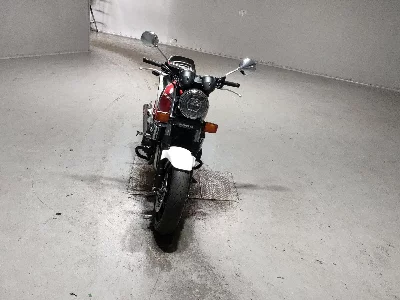 Honda CB400SFV-4