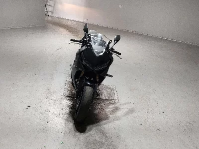 Honda CBR650R