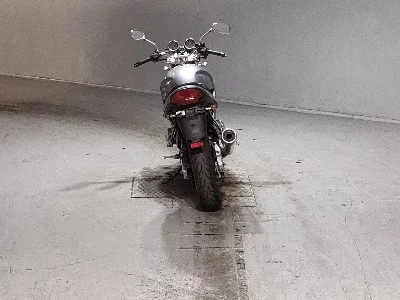 Suzuki BANDIT250-1