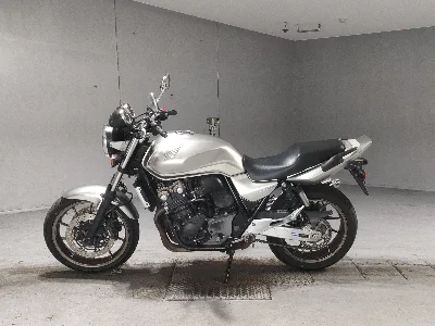 Honda CB400SFV-4