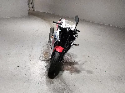Honda CBR250R