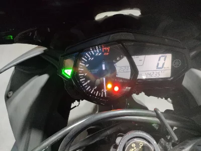 Yamaha YZF-R25