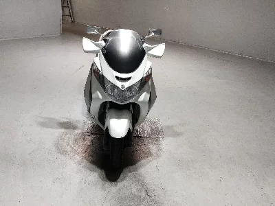 Suzuki SKYWAVE 250S