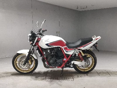 Honda CB400SFV-4