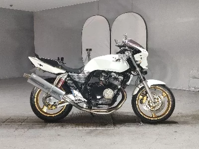 Honda CB400SFV-2