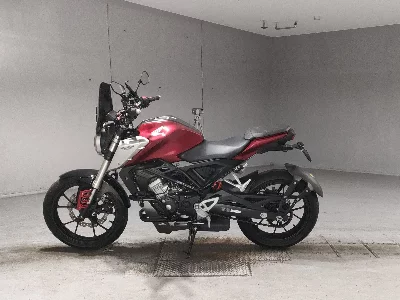 Honda CB125R