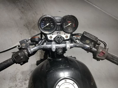 Honda CB400SFV-4