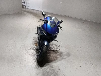Yamaha YZF-R25