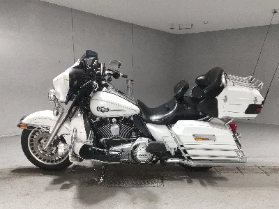 Мотоцикл из Японии Harley-Davidson HARLEY FLHTCU1690