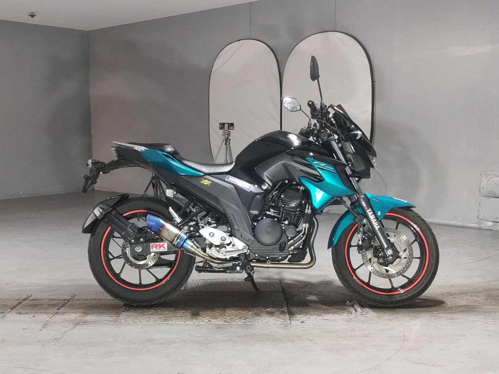 Yamaha FZ25  с аукциона в Японии