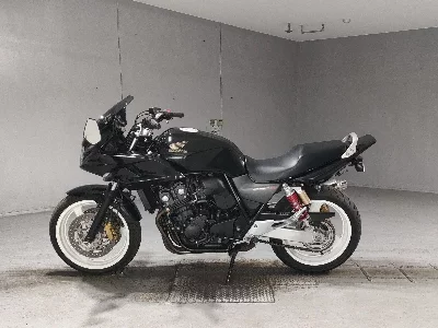 Honda CB400SFV-4 BOLDOR