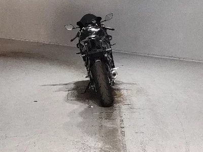 Yamaha YZF-R7