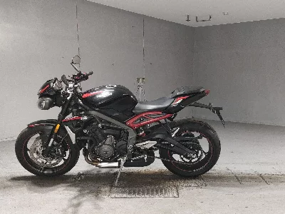 Triumph TRIUMPH STREET TRIPLE R