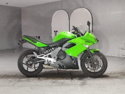 Kawasaki NINJA400R