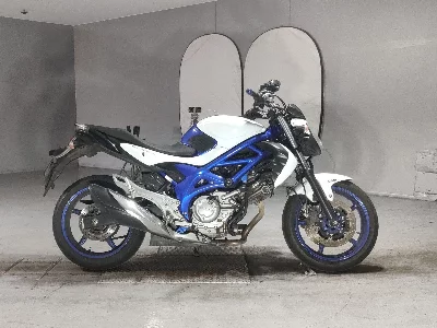 Suzuki GLADIUS650