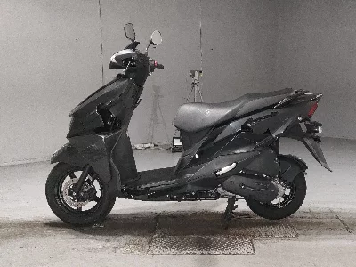 Suzuki AVENIS125