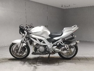 Suzuki SV1000S