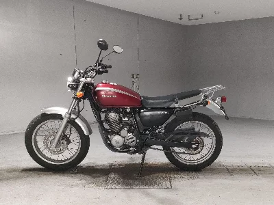 Honda CB223S