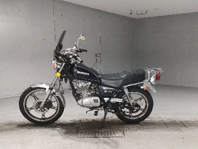 Suzuki GN125H