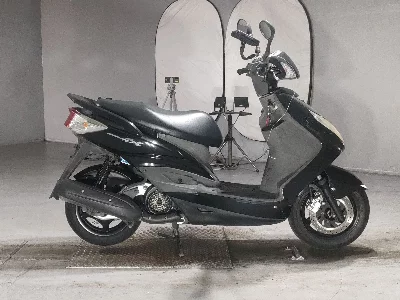 Yamaha CYGNUS125X