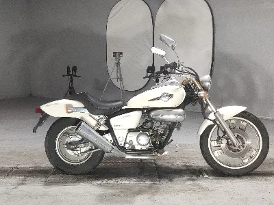 Honda MAGNA 50