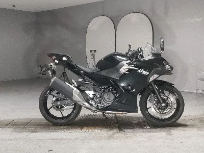 Kawasaki NINJA400