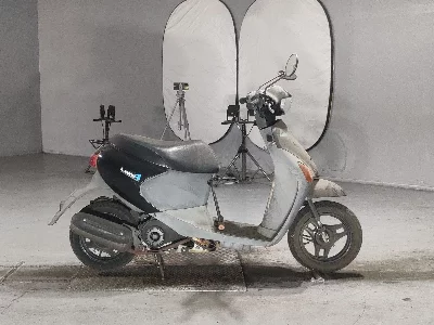 Suzuki LET'S4