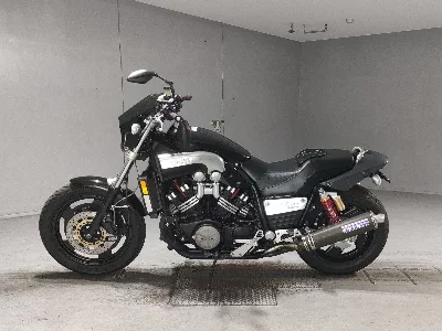 Yamaha V-MAX