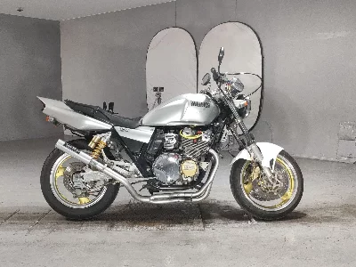 Yamaha XJR400R-1