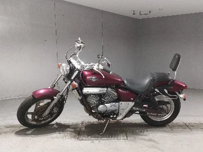 Honda MAGNA 250