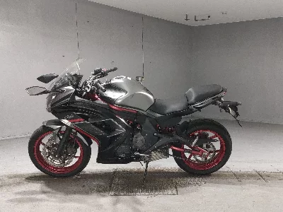 Kawasaki NINJA400