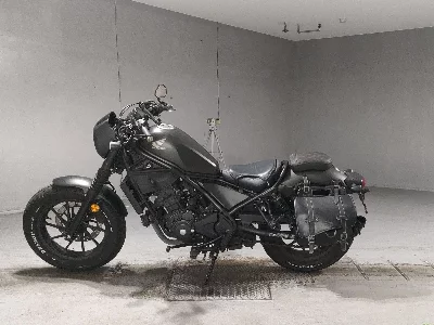 Honda REBEL