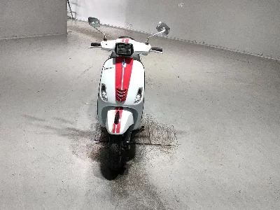 Vespa  VESPA SXL125