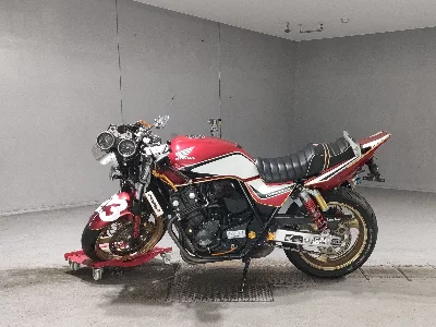 Honda CB400SFV-4