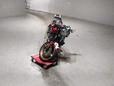 Honda CB400SFV-4