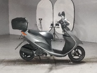 Suzuki ADDRESS V50