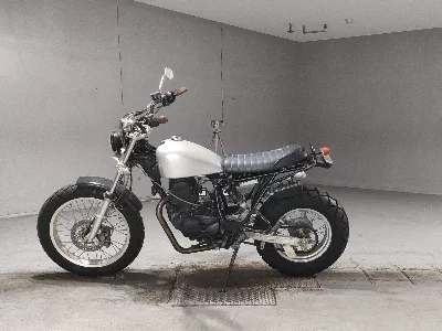 Yamaha TW200